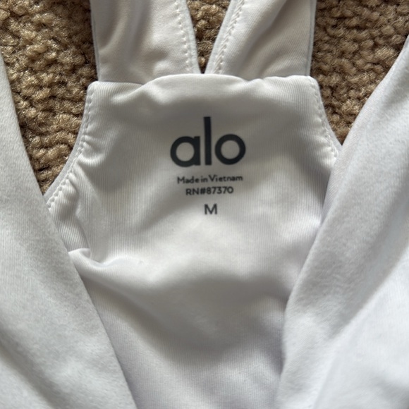 Alo Airbrush Real Bra Tank - Picture 3 of 3